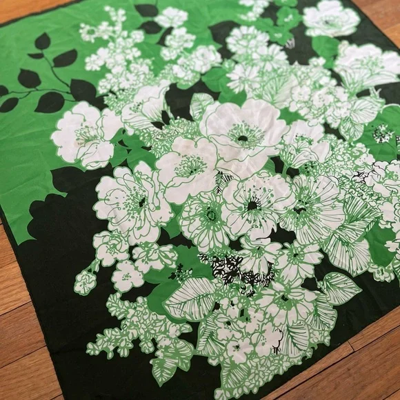 Vintage Floral Printed Silk Scarf - Picture 3 of 6